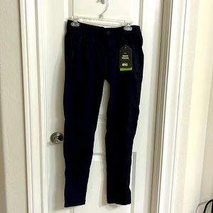 Brand New REI hiking pants size 6 petite